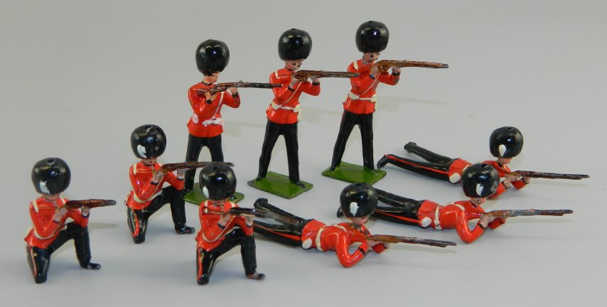 Grenadier Guards - Lying, Kneeling & Standing